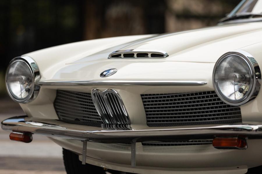 Детали экстерьера BMW Glas 1600 GT 1968 года  (фото 12 из 155)